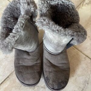 Ugg boots grey with bows